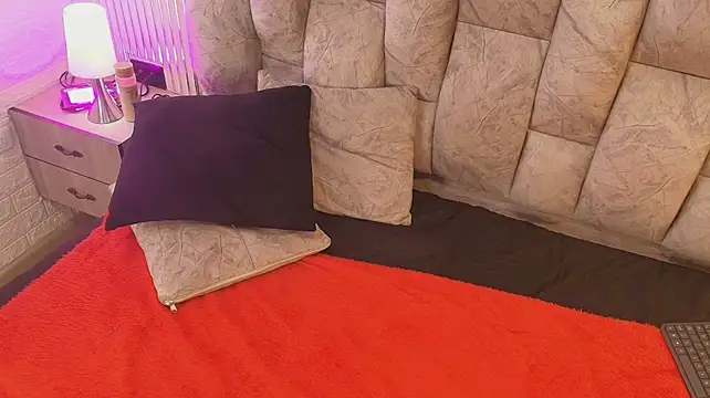 Zendaya_S11's Live XXX Chat