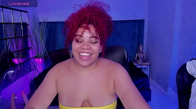 XXX chat uživo modela AngelaCoffee
