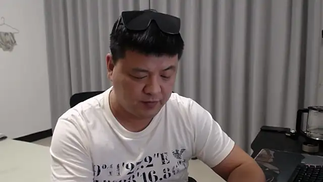 zhang1118: απευθείας συνομιλία ΧΧΧ