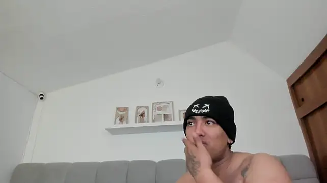 erotic_sins Adlı Modelin Web Kamerası Şovu