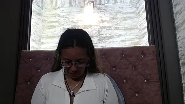Show modela sami29_ na web-kameri