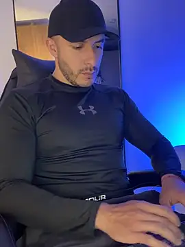 XXX chat uživo modela Daviid_owl