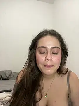Chat +18 de PutaYasmim ao vivo