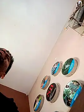 XXX chat uživo modela genuine_banana