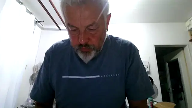 Berg_Boy Adlı Modelin Canlı XXX Sohbeti