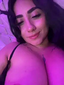 Chat XXX en directo de SeleneMore