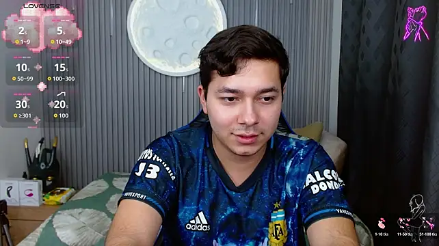 Julian_Smith21 Show in webcam