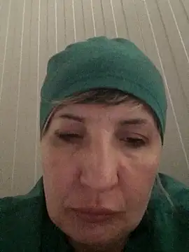 XXX chat uživo modela BellaBlum777
