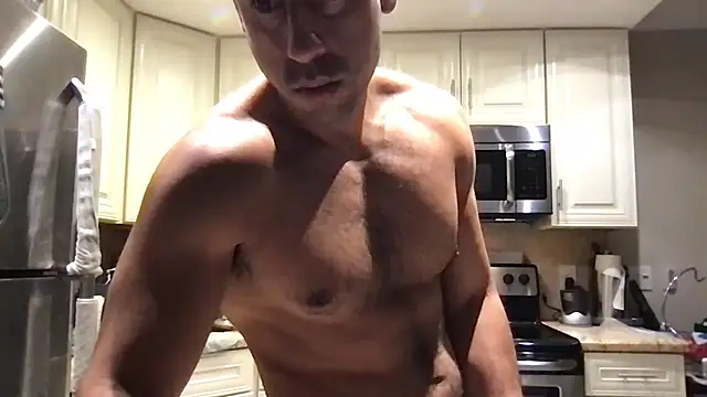 دردشة BigGuyMuscle الجنسية المباشرة