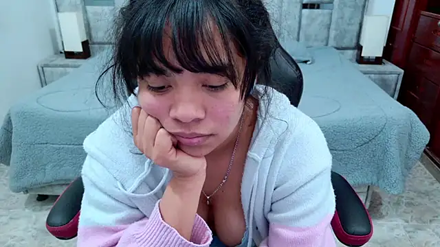 Živý XXX chat laureentt_