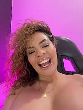 دردشة Rachell_More الجنسية المباشرة