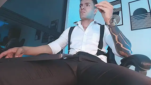 ALPHA_DOMINUS_n Live XXX chat