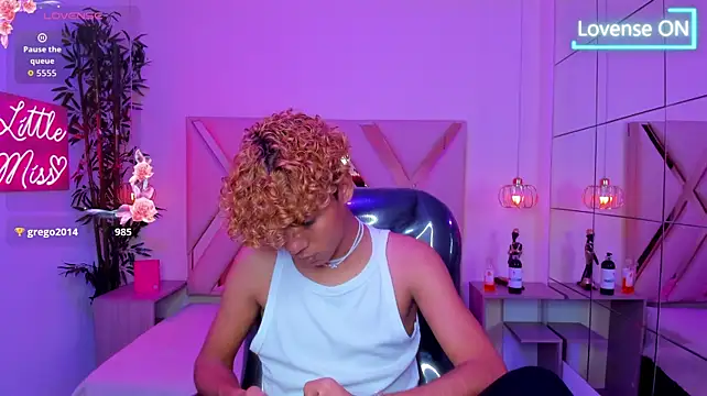 Anyelo_Twink Live XXX Chat
