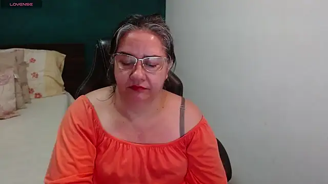 scaelettdubois Chat XXX in diretta