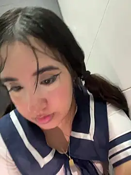 Samantthaescobar Adlı Modelin Canlı XXX Sohbeti