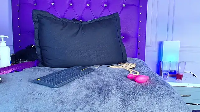 sarah_banks1n Live XXX chat