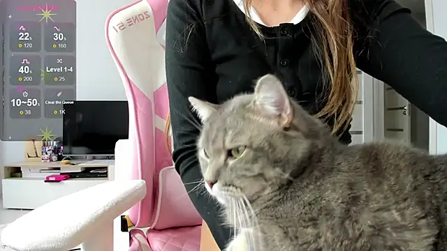 Fluffy_Rose Chat XXX in diretta