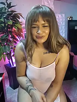 Show de AliceRoseOficial na webcam