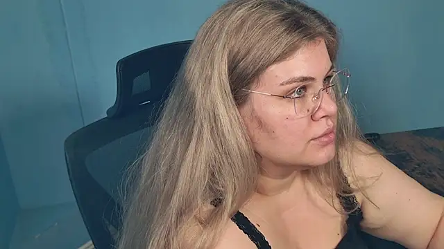 Allyy_baby: онлайн-секс-чат