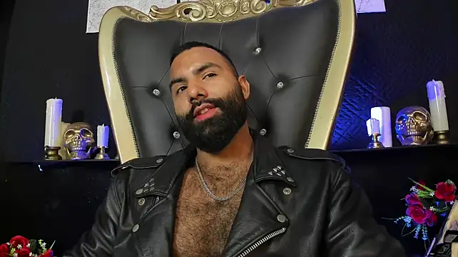 Živý XXX chat BeardAndrew