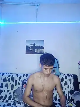 dareck_18 라이브 XXX 채팅