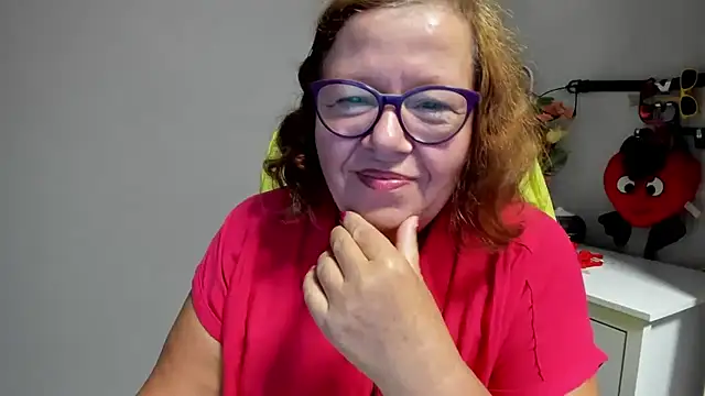 Živý XXX chat Adelewildx