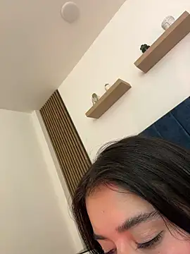 KallyMyller1 live XXX chat