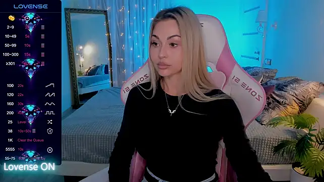 Chatroom XXX en direct de AdeleRoberts