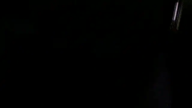 s_urprise Show in webcam
