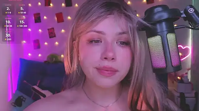 AhegaoWaifu Live XXX-Chat