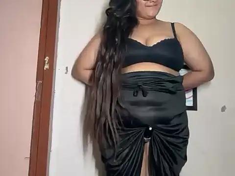 indianwav Adlı Modelin Canlı XXX Sohbeti