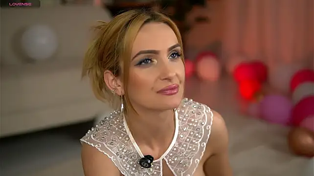 CataleyaKirk Live XXX-chat