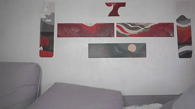 XXX chat uživo modela MiaThaine