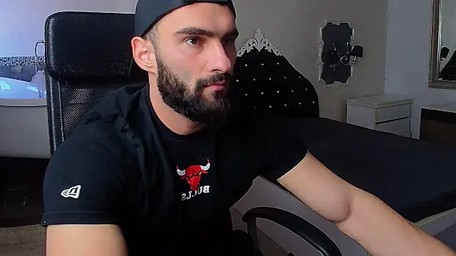 MicahLane Adlı Modelin Canlı XXX Sohbeti