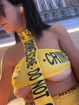 Chat +18 de Yasmiinee ao vivo