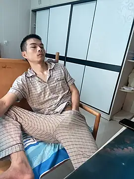 gutou001 라이브 XXX 채팅