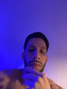 Karim_mansur Adlı Modelin Canlı XXX Sohbeti