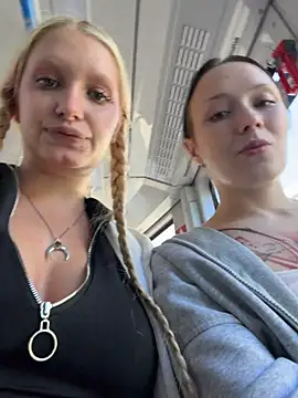Elfi_InPublic Chat XXX in diretta