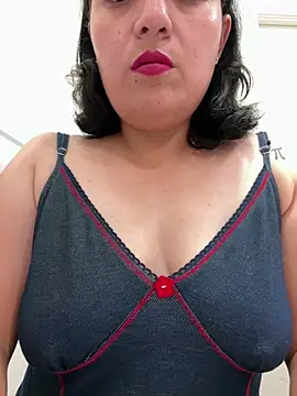 momchar XXX чат на живо