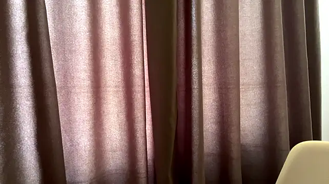 lilli_an XXX чат на живо