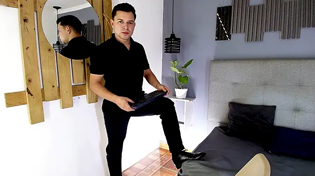 Hey_Noaah Шоу с уебкамера