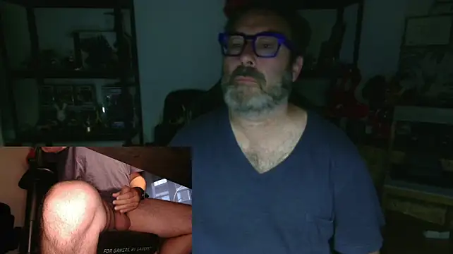 Hairyfred73 webkamerás műsora