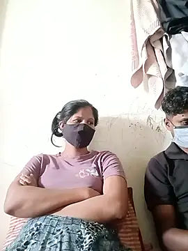 Prajakta123 Show in webcam