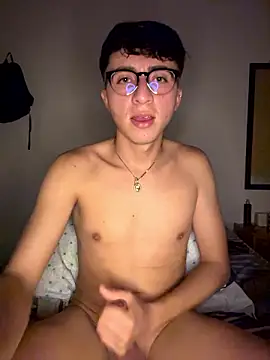 CamiRojas_boy Show Webcam