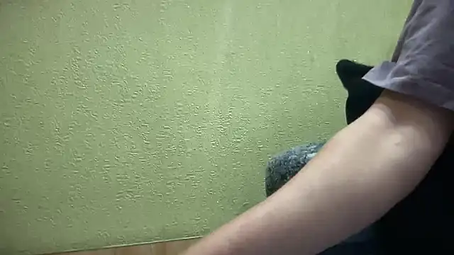 EvilDemon94 Show in webcam