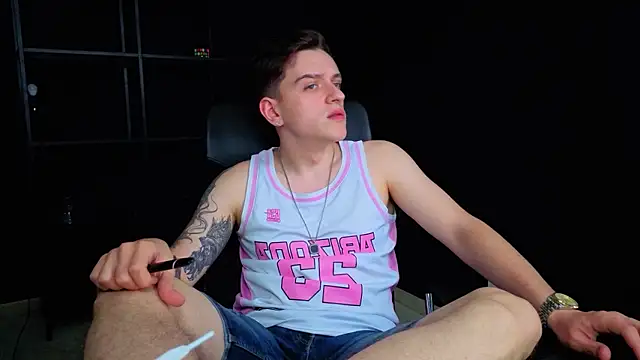 Chatroom XXX en direct de FelixStarkk
