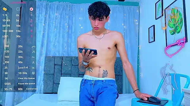 دردشة NicolasTorrez الجنسية المباشرة