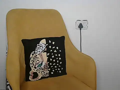 XXX chat uživo modela Mehu_