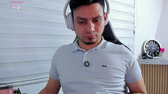Chat XXX en directo de Rick_Adams