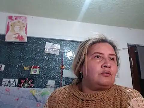 XXX chat uživo modela Perla1981--